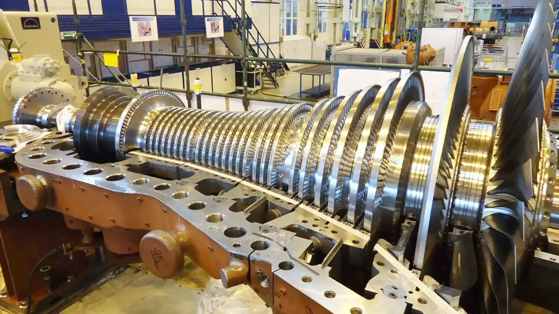 Soluções Industriais e Conexão de Engenharia